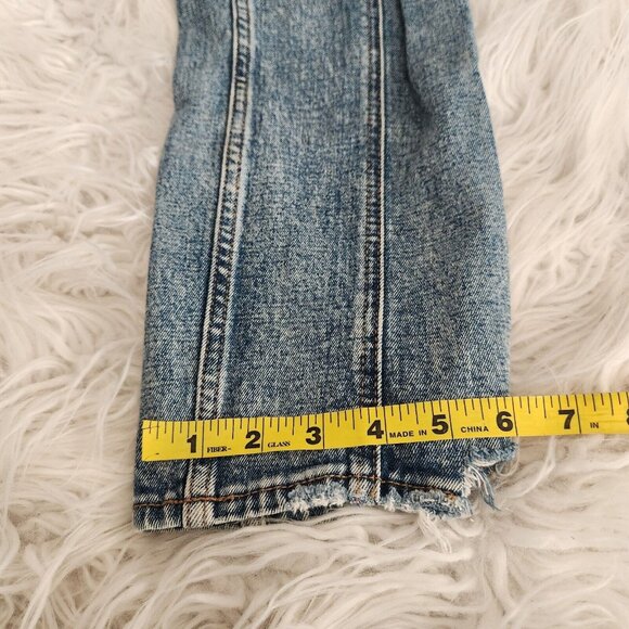 Abercrombie & Fitch Ultra High Rise Mom Jeans Belted Acid Wash Sz 26 2S (26x23") - Picture 12 of 14